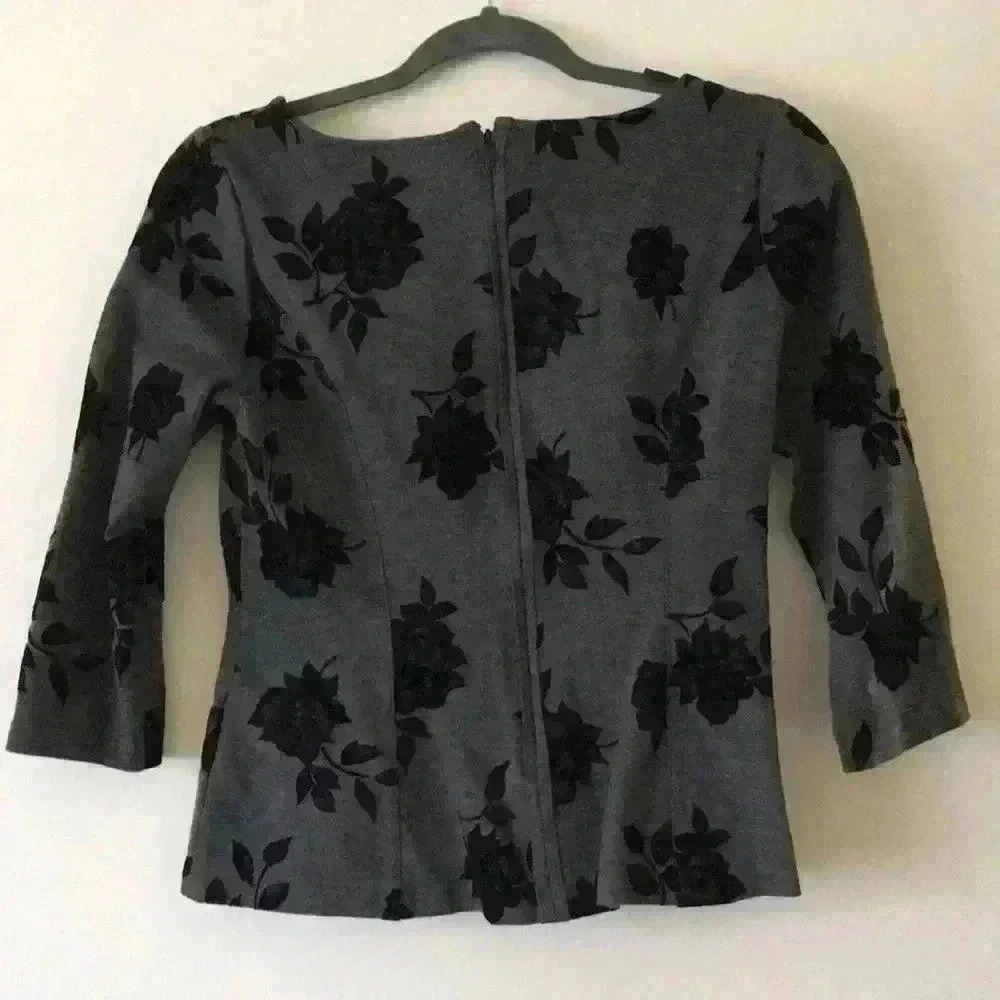 WHBM Blouse - Picture 2 of 9